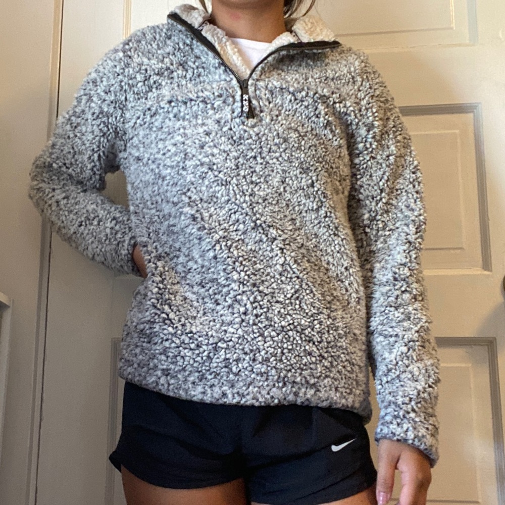 Zip up Sherpa